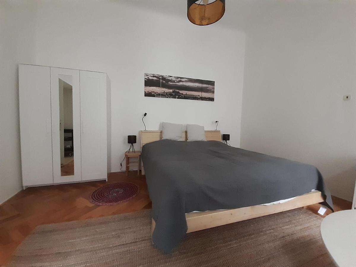 Apartmán Soukromy Pokoj V Srdci Prahy Praha Exteriér fotografie